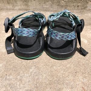 Women’s ZX/2 CLASSIC Dagger Chacos, size 8.
